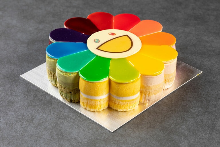 直径約18cm。見ているだけで元気になれそうなカラーリングです。