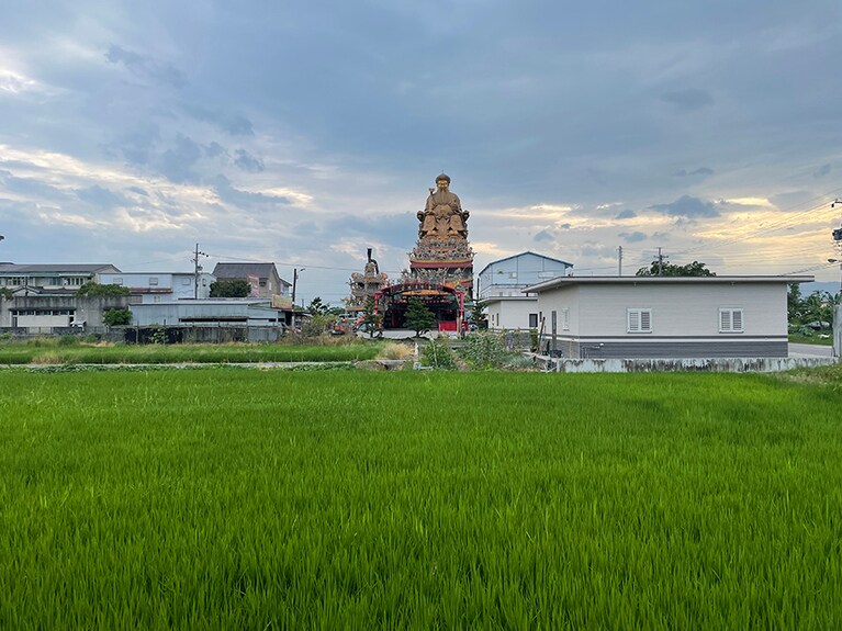 遠くから見ても、一目でわかるほどの存在感。