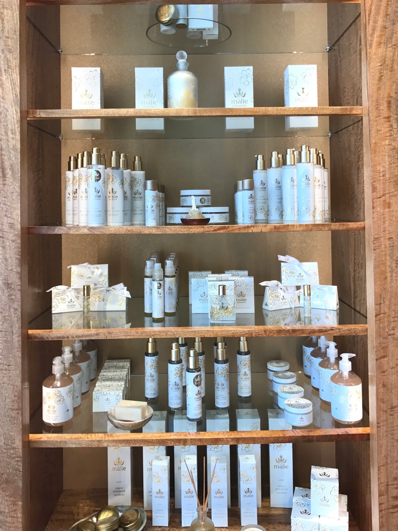 人気はピカケやプルメリアの香り。