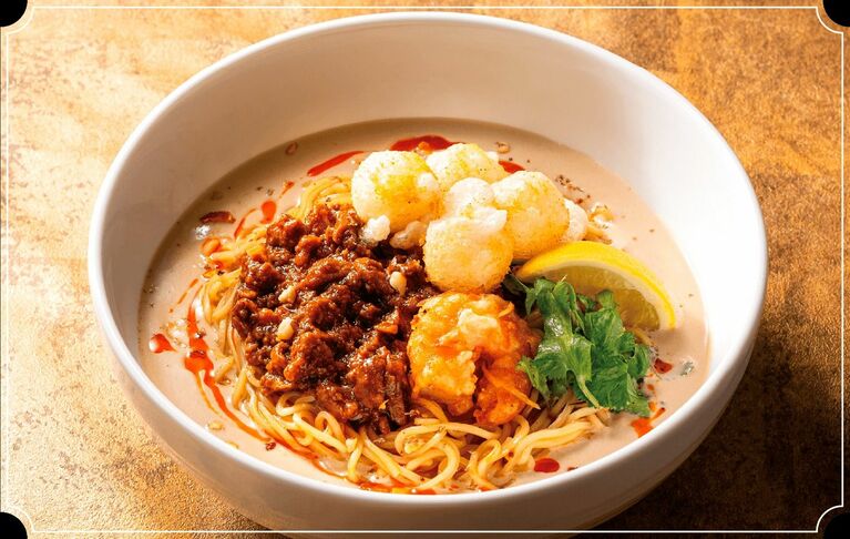 「飯田商店」とコラボした「オリエンタル 冷やし豆乳担々麺」（デニーズ公式HPより引用）