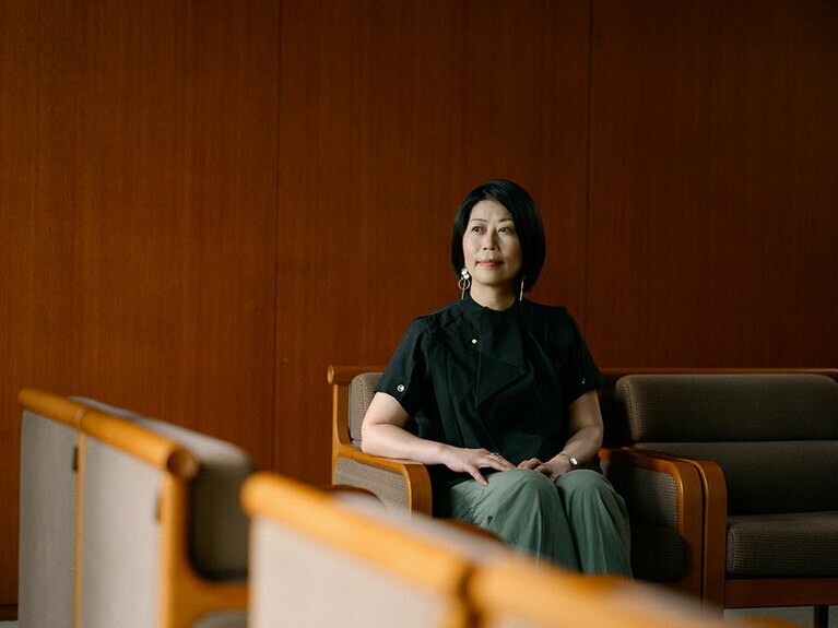 『味なニッポン戦後史』著者・澁川祐子さん。