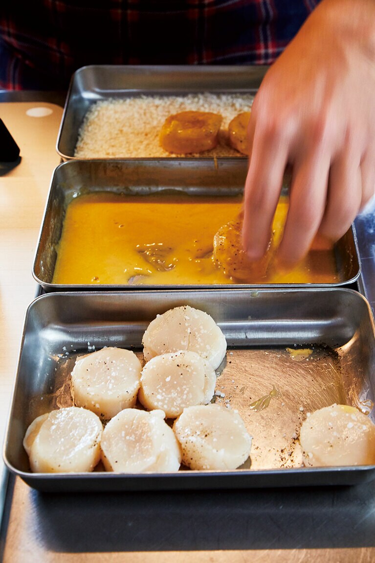 梅雨の時期は食感の良いものを食卓に。『栗原家のごはん 一年の食卓』より