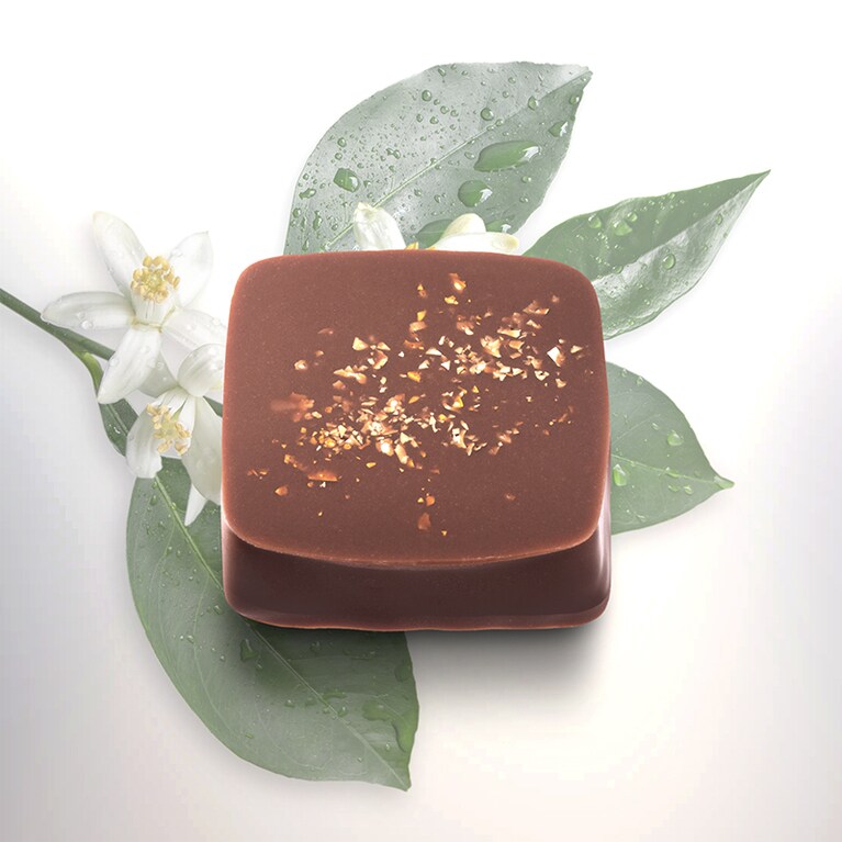 南イタリアの自然の美しさを表現した優雅な味わいの「オレンジ＆シナモン」。