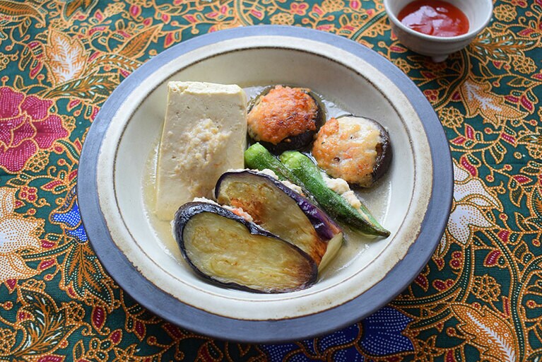 市販のチリソースはおでんのからし的な使い方でどうぞ。