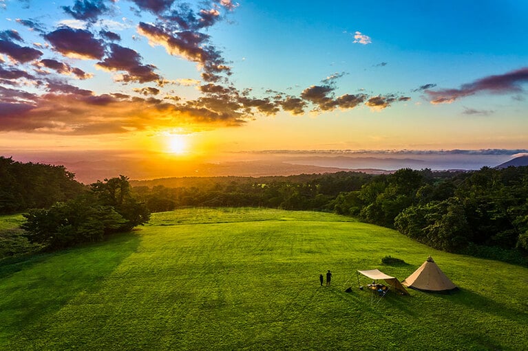 感動の風景を！　写真は「ますみず天空キャンプ場」。