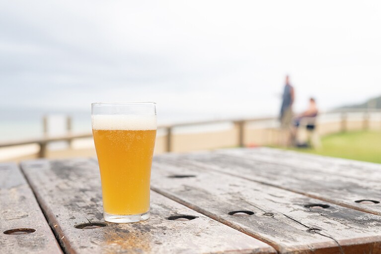 海風を感じながら飲むビールは格別！