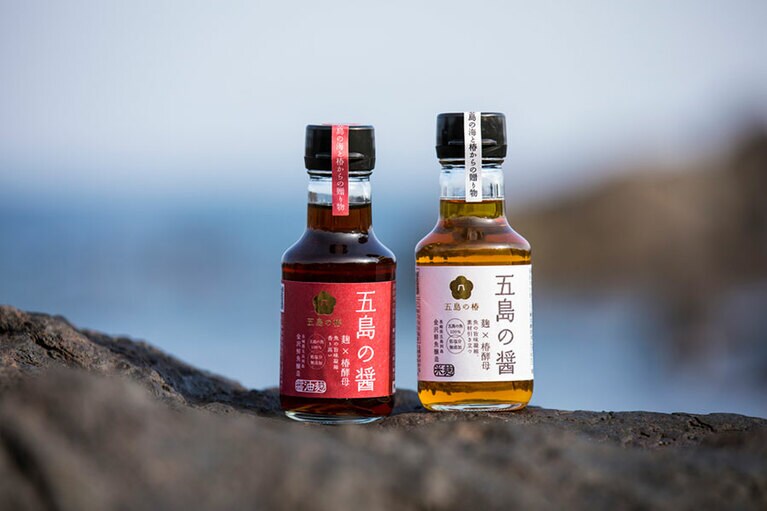 左：醤油麹、右：米麹 各150ml 918円。