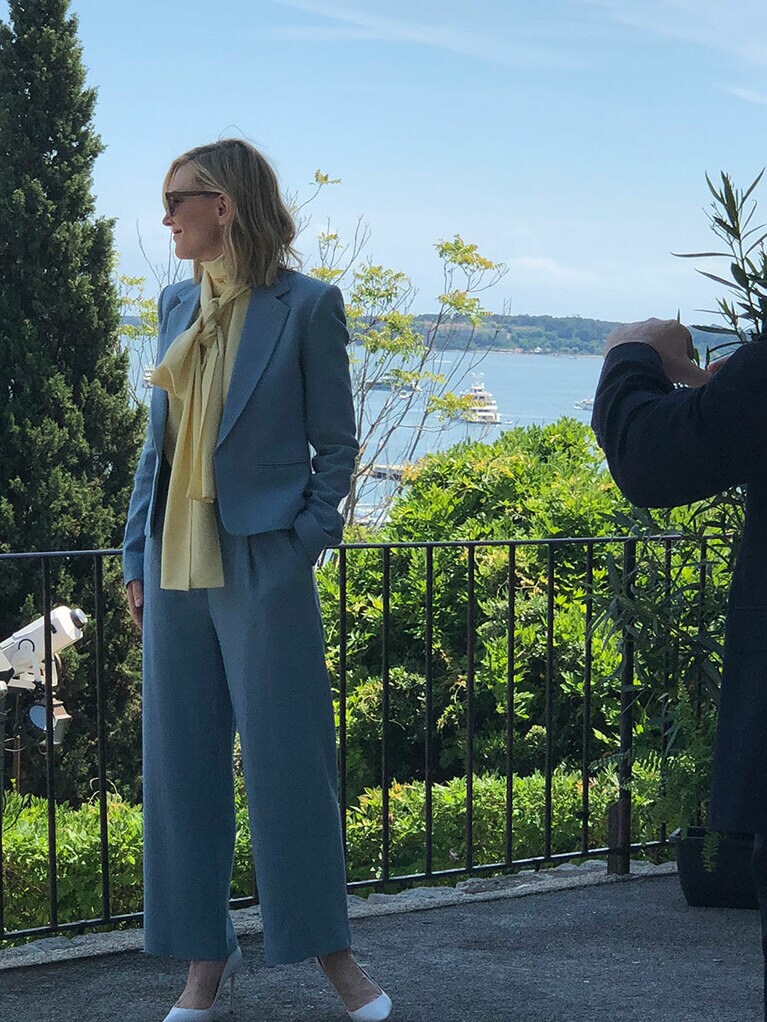 今年の審査委員長は、ケイト・ブランシェット。ファッションもカッコイイが、それだけでなく発言、行動も含め、ここ数年の委員長の中で、一番存在感があった。