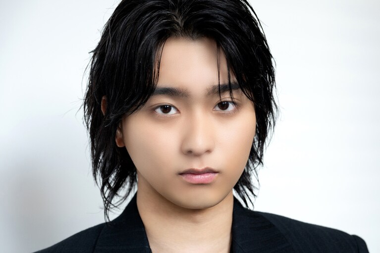 奥平大兼さん。