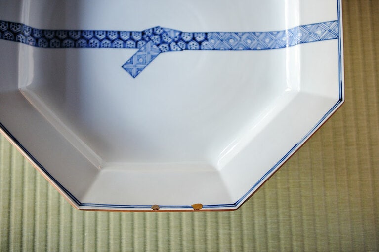 金継ぎが仕上がるまでには、早くても1カ月かかるそう。