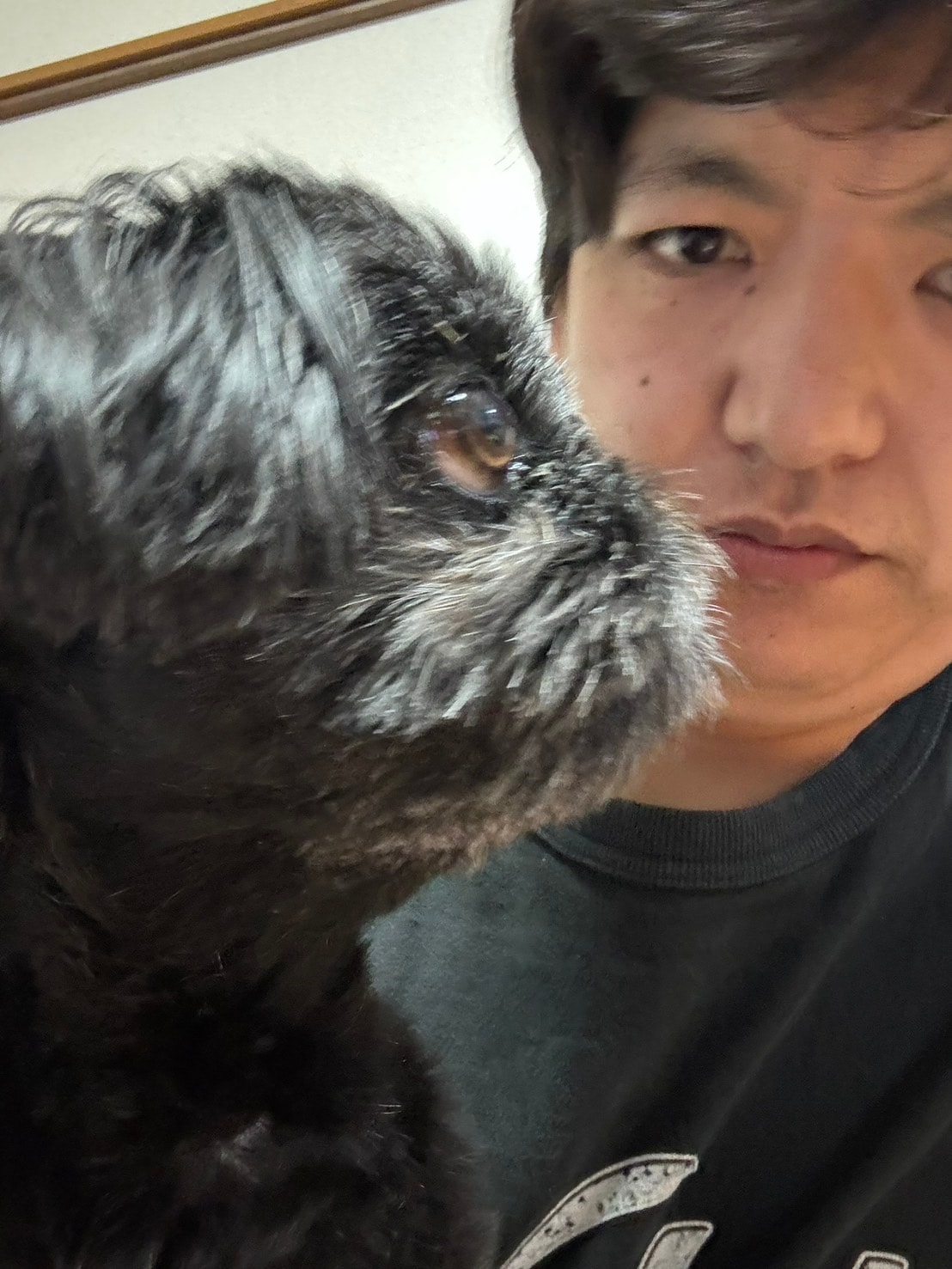 伊織ラッキーさんと愛犬のもずくちゃん（5）。