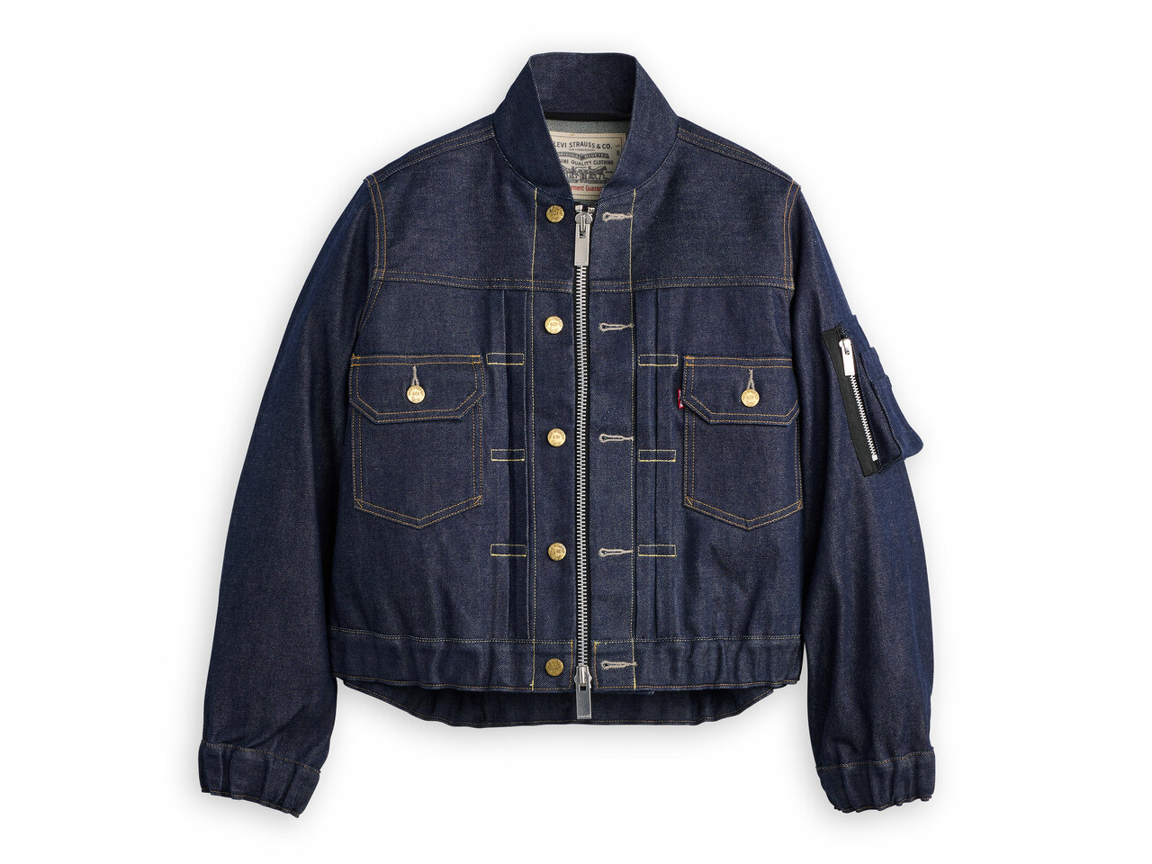 Blouson Jacket／99,000円。