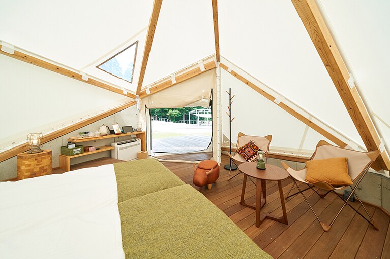 Sport & Do Resort リソルの森［千葉／紅葉乃湯］テントキャビンの内部。