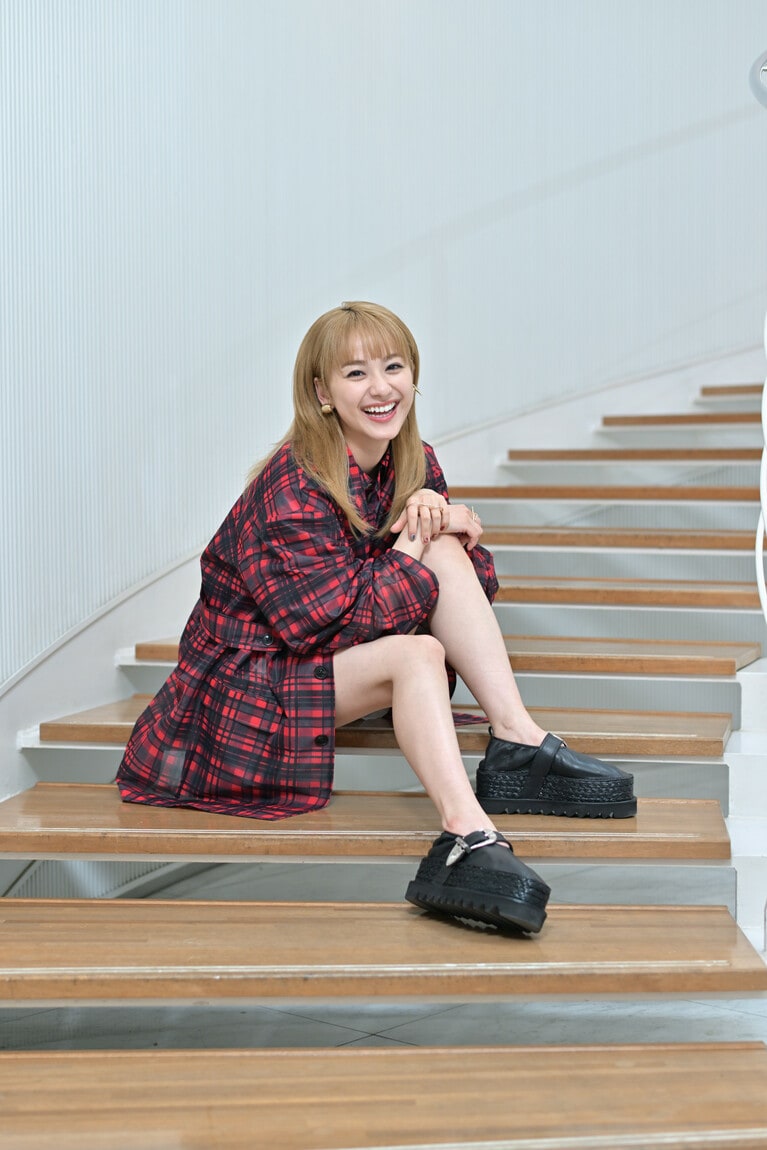 秘訣は「挨拶」と「質問攻め」と「めげない心」。平祐奈の“スーパーコミュ力”3か条とは