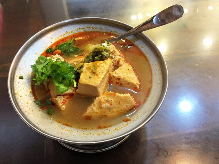 麻辣臭豆腐(60元)、辛い物が好きな方はこちらを。