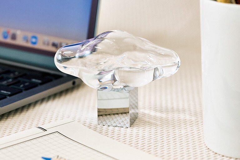 Yumiko Yoshimotoのガラスの雲 8,800円(税込)／MoMA Design Store表参道