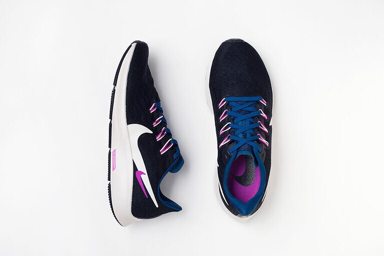 NIKE AIR ZOOM PEGASUS36 13,200円。