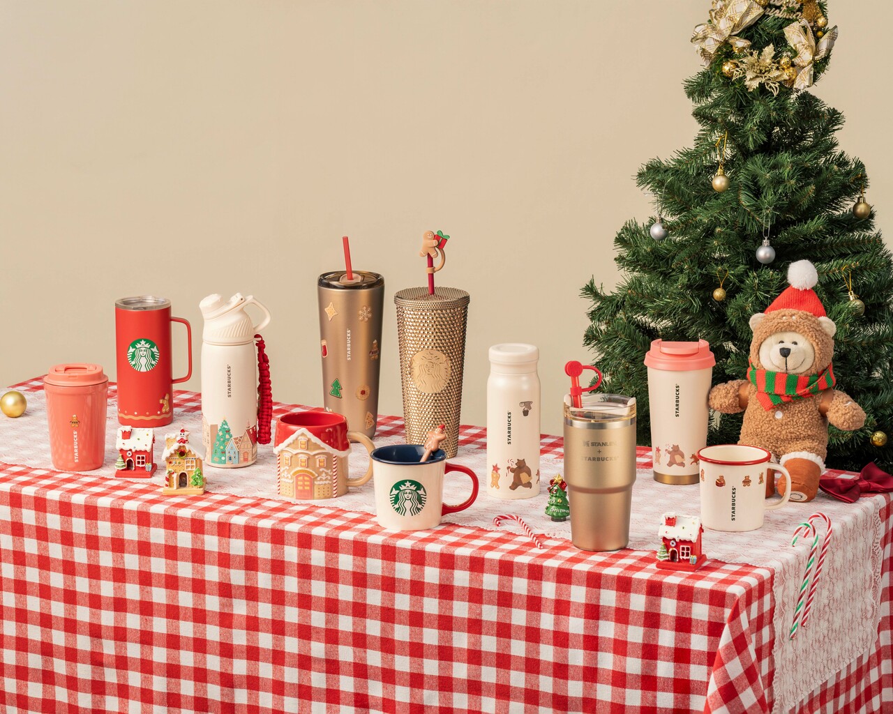 毎年ファンが待ち焦がれる台湾スタバのマグカップやタンブラーなど。