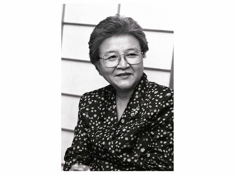 須賀敦子氏　©文藝春秋