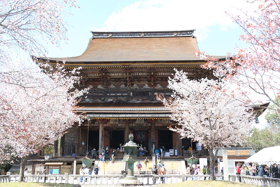 金峯山寺。