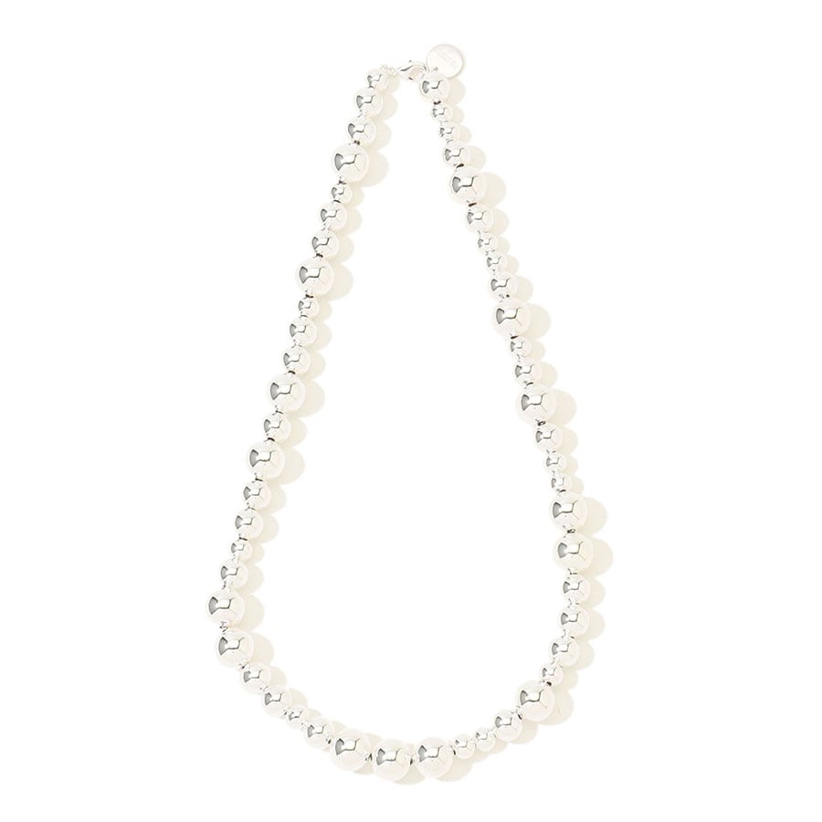 ELLY NECKLACE 51,700円／LIE STUDIO