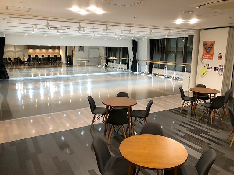 池袋スタジオ。豊島区の新しい施設の中にあってキレイでした。