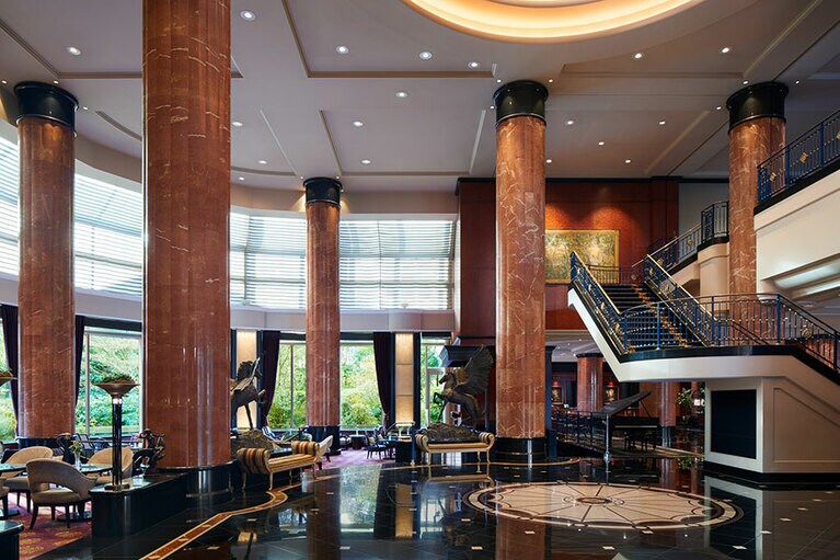 格調高いインテリアのロビーエリア。