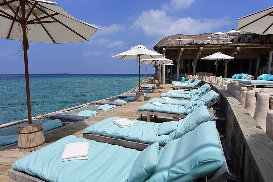 客室からすべり台で海へ飛び込める モルディブの最新リゾートに驚いた 古関千恵子の世界極楽ビーチ百景 写真 15枚目