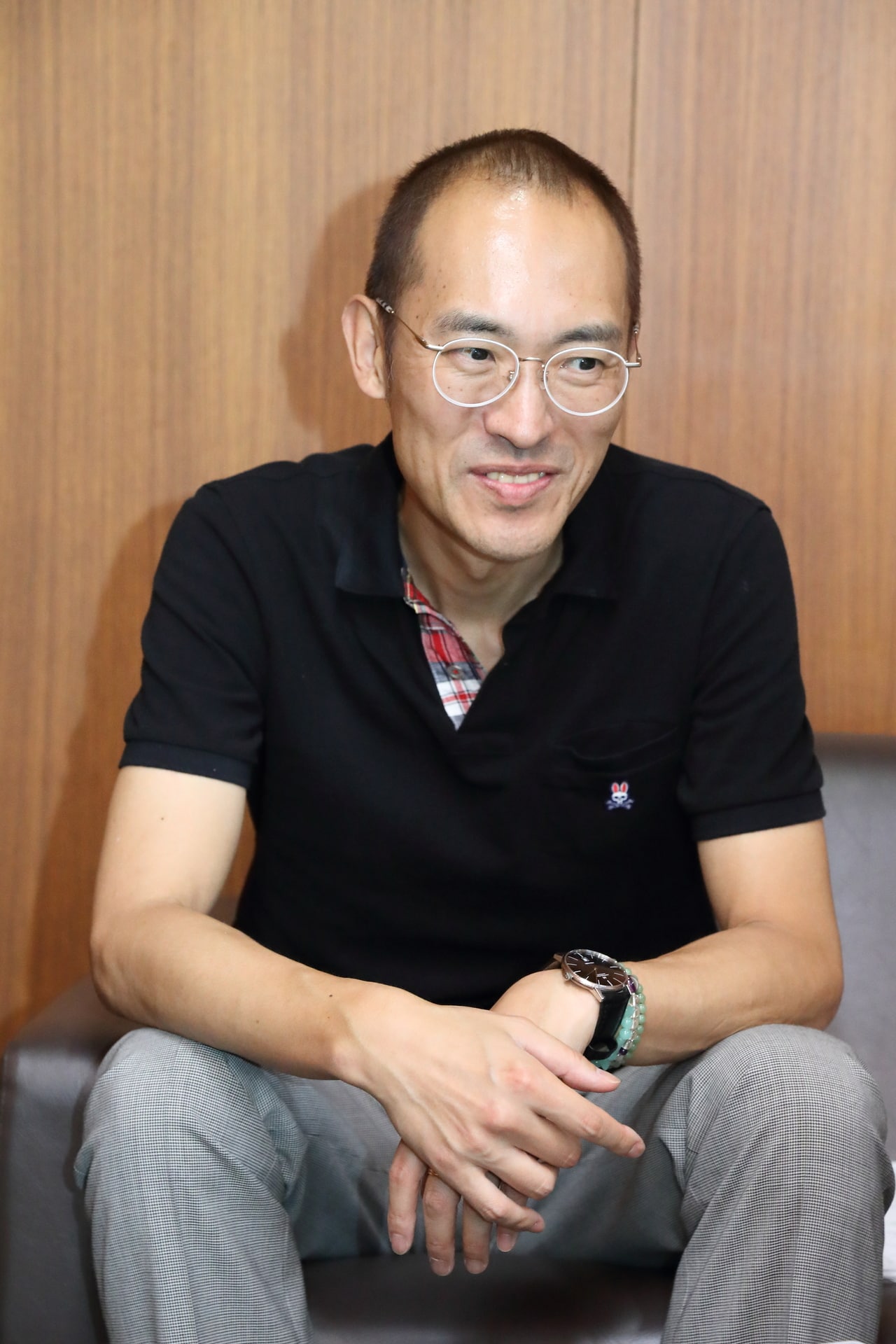 阿久悠さんの長男でミュージシャンの深田太郎さん。