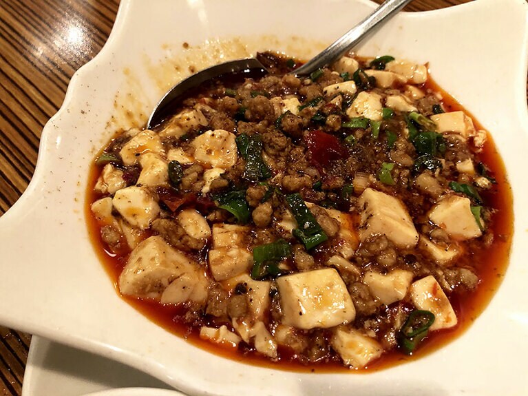 麻婆豆腐 260元。