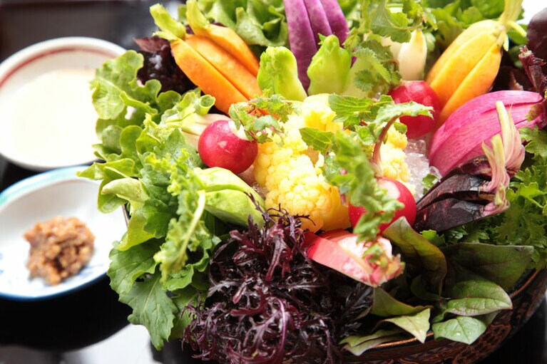 奥壱岐の千年湯 平山旅館［長崎／湯本温泉］自家栽培の新鮮野菜。