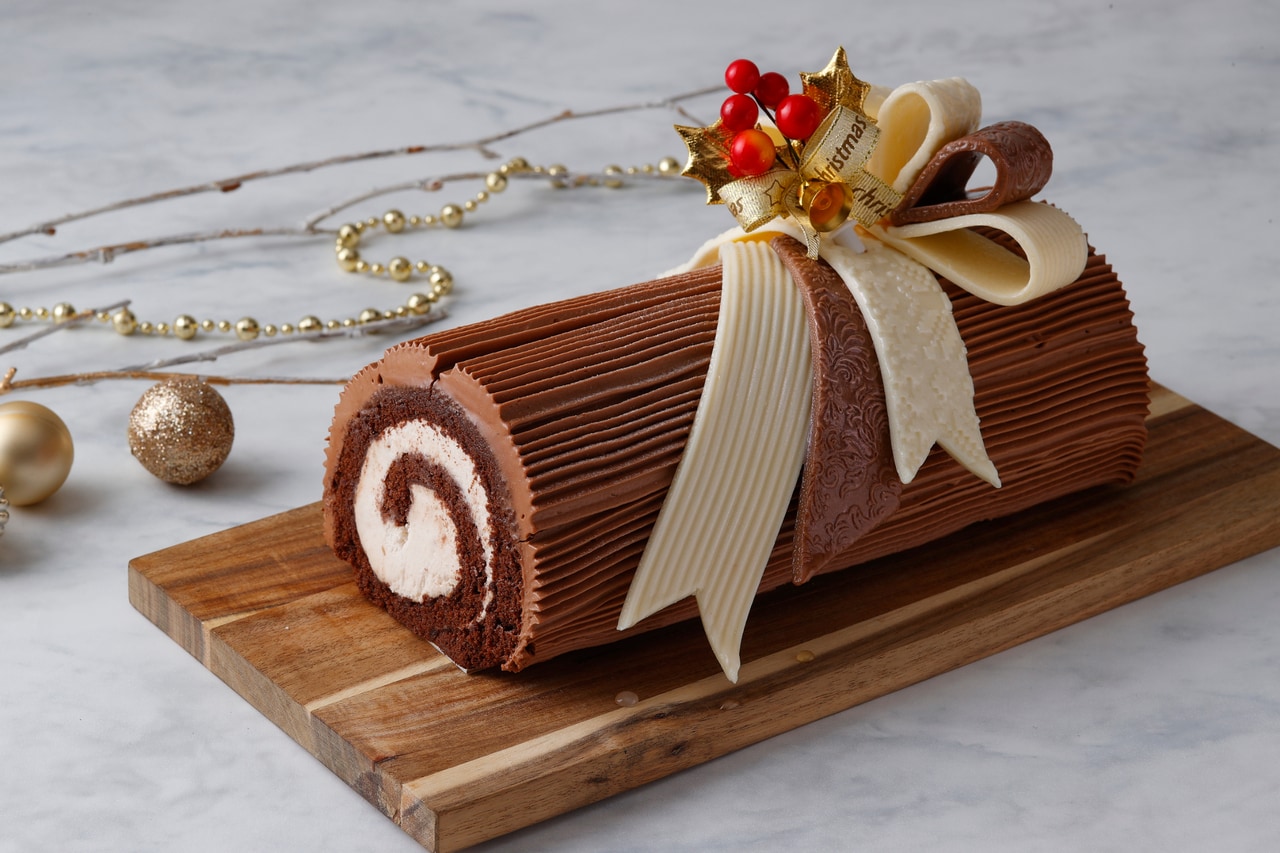 新作「ブッシュ・ド・ノエル」（限定50個）7,000円。9cm×21cm×高さ10cm。