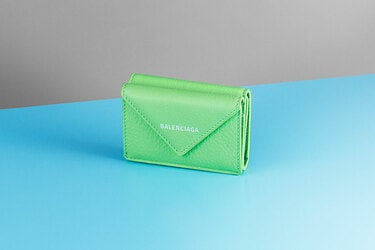 最旬「ミニ財布＆長財布」20選 プレイフルなカラーで気分を上げ