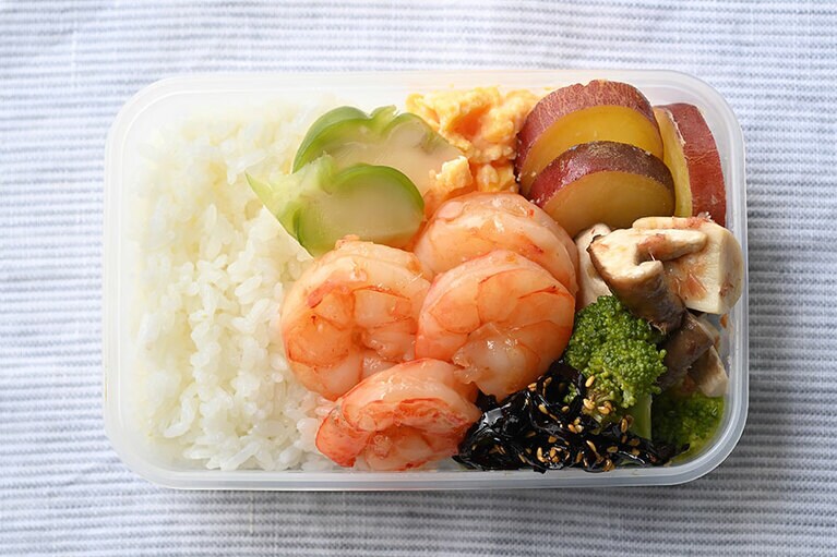 ブロッコリーは昆布の佃煮を添えれば調味いらず。