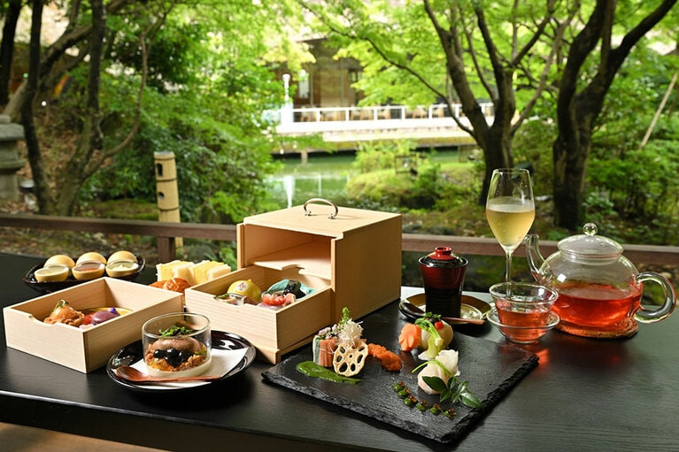 「京の美野菜を味わう和のアフタヌーンティーセット」のイメージ。1名10,000円（税・サ込）、要予約。提供期間は2024年2月25日（日）までの金・土・日・祝日限定。