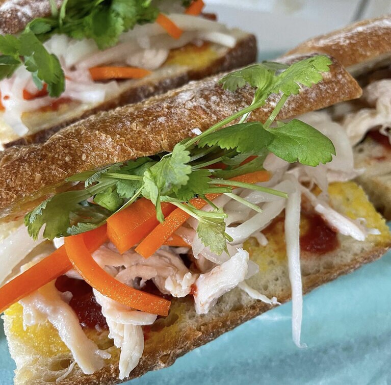 バインミー 600円。