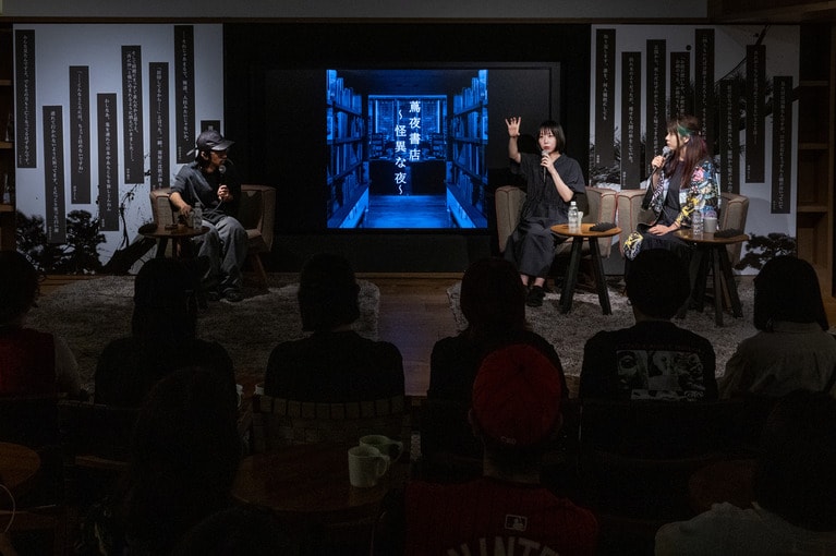 トークショー第二部がスタート。