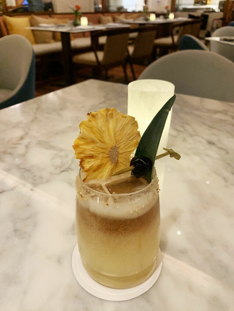 Puna Mai Tai(プナマイタイ) 16ドル。