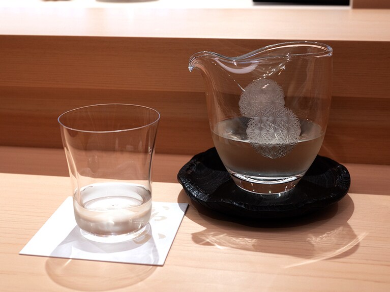 うっすらとクラウディな日本酒、光栄菊。