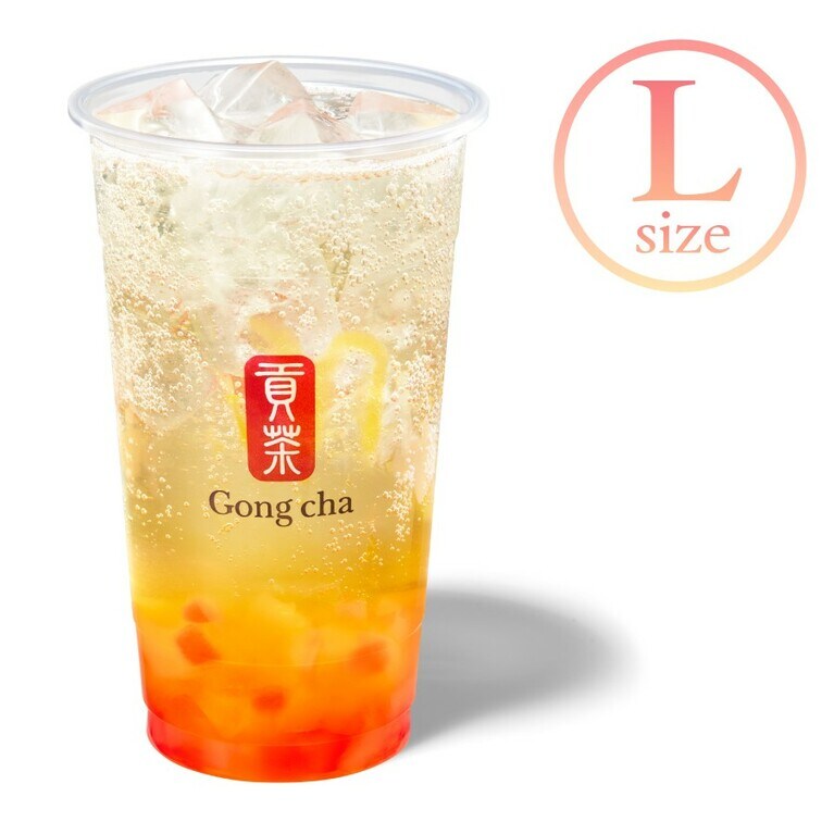 ドリーミー ピーチ スパークリングティー（ICED/L）740円。