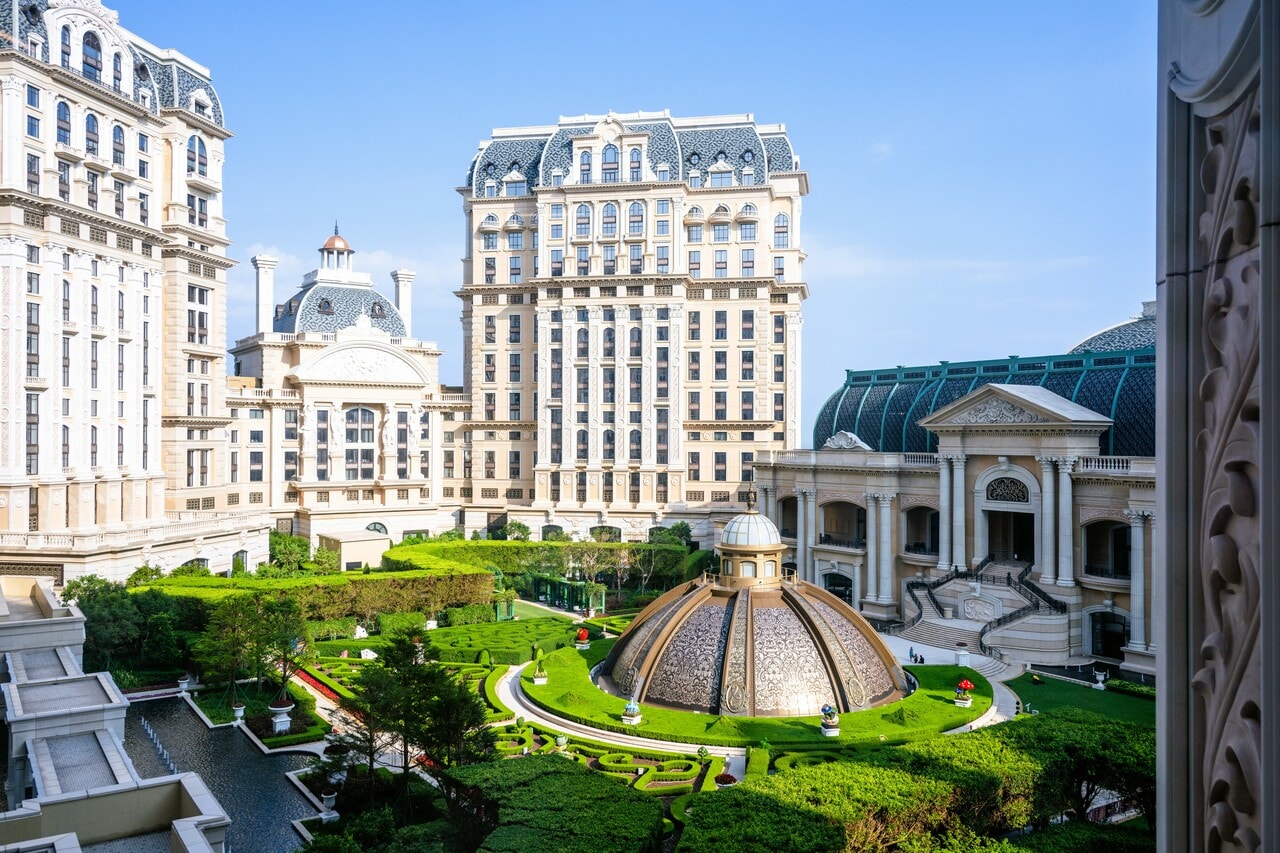 都市の喧噪をすっかり忘れて過ごせる庭園「ジャルディン・セクレト」。