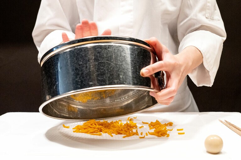 「秋灯」の工程。