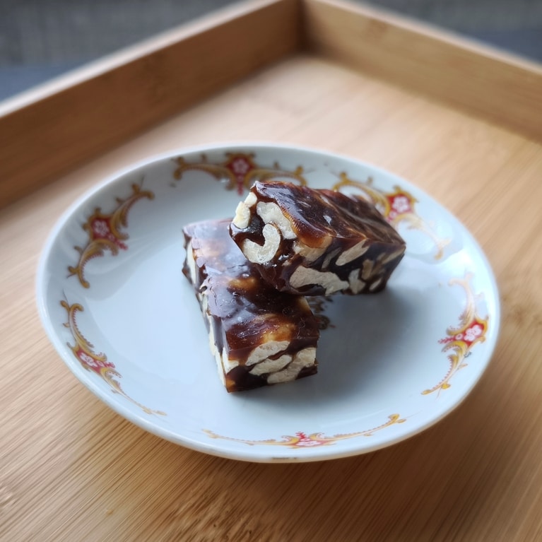 漢方食材でもある棗。体にやさしいお菓子として評判です。