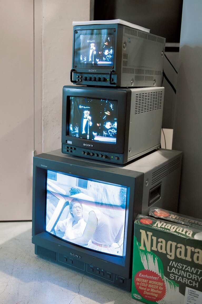 店内に置かれたディスプレイのモニター。