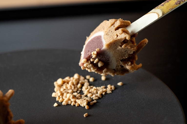 少しつけるだけでがらりと印象が変わる。