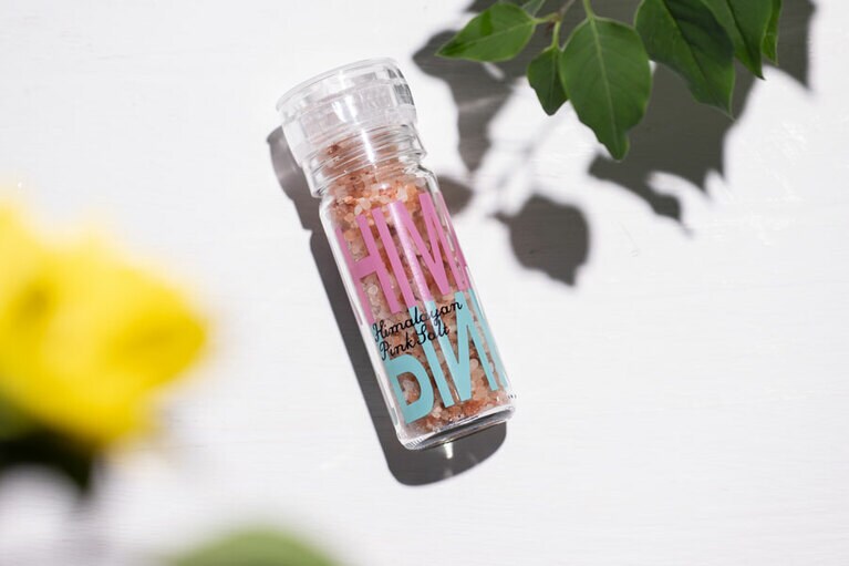 スパイスアップ　ヒマラヤピンクソルト(110g、ミル付き)306円／カルディ