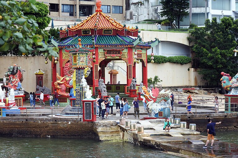 天后廟があるのは、鎮海楼公園内。ご利益を求めて、なかなか人気の観光スポットです。