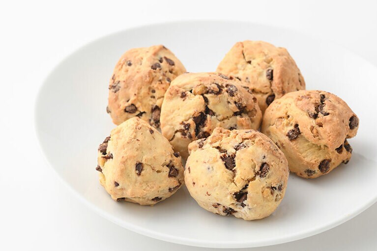 成城石井自家製 チョコとくるみのスコーン450円(6個)／成城石井