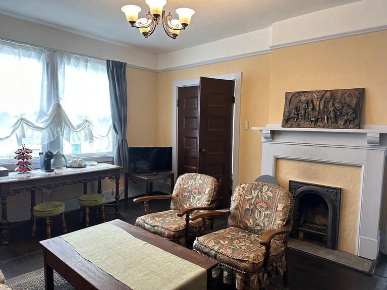 ウォーターハウス記念館。