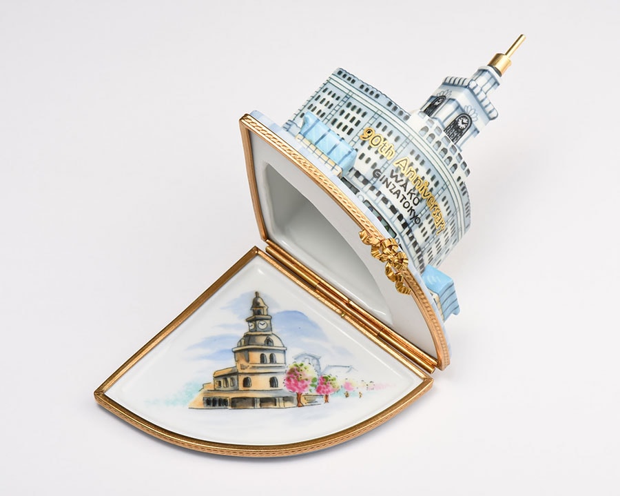 リモージュボックス 時計塔90年限定品、45,100円(磁器、8×10.5×高さ9cm)